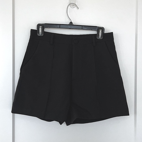 Pants - Black Shorts